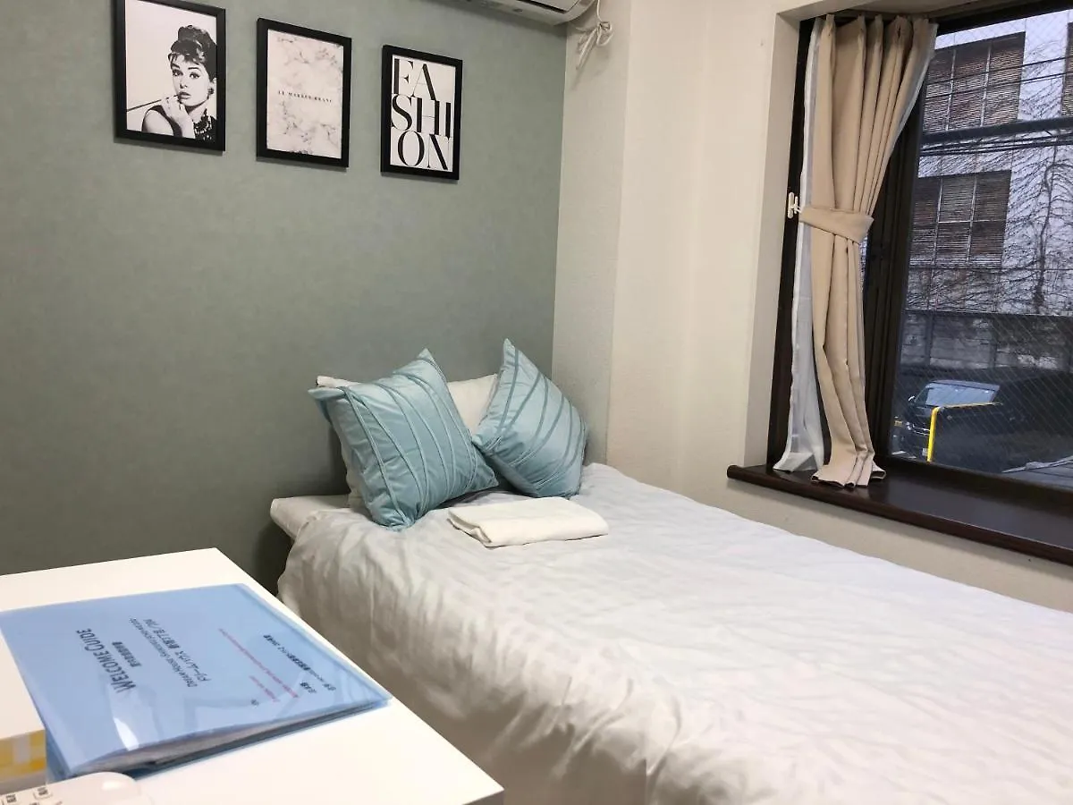 Fact Dream House 新宿三丁目徒歩3分色々揃うワンルーム Tokyo Apartment